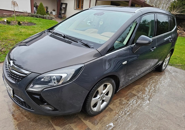 Opel Zafira cena 52000 przebieg: 226000, rok produkcji 2016 z Piława Górna małe 92